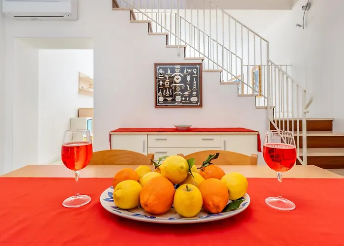 Marinella Mia House Old Town *