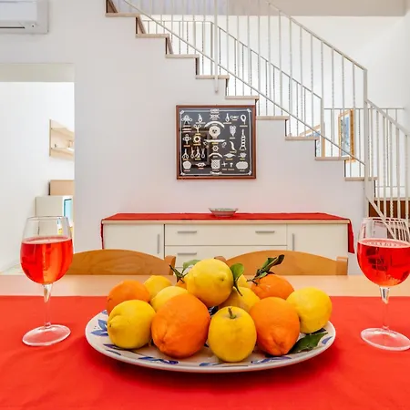 Marinella Mia House Old Town *