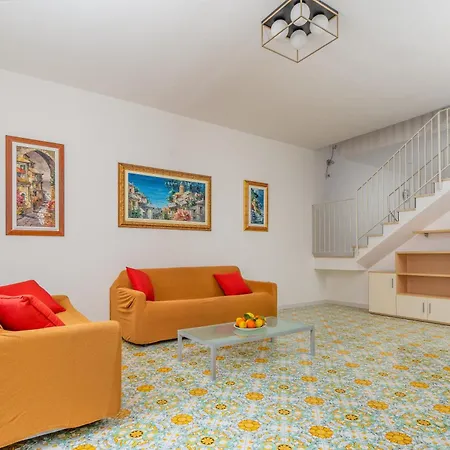 Marinella Mia House Old Town